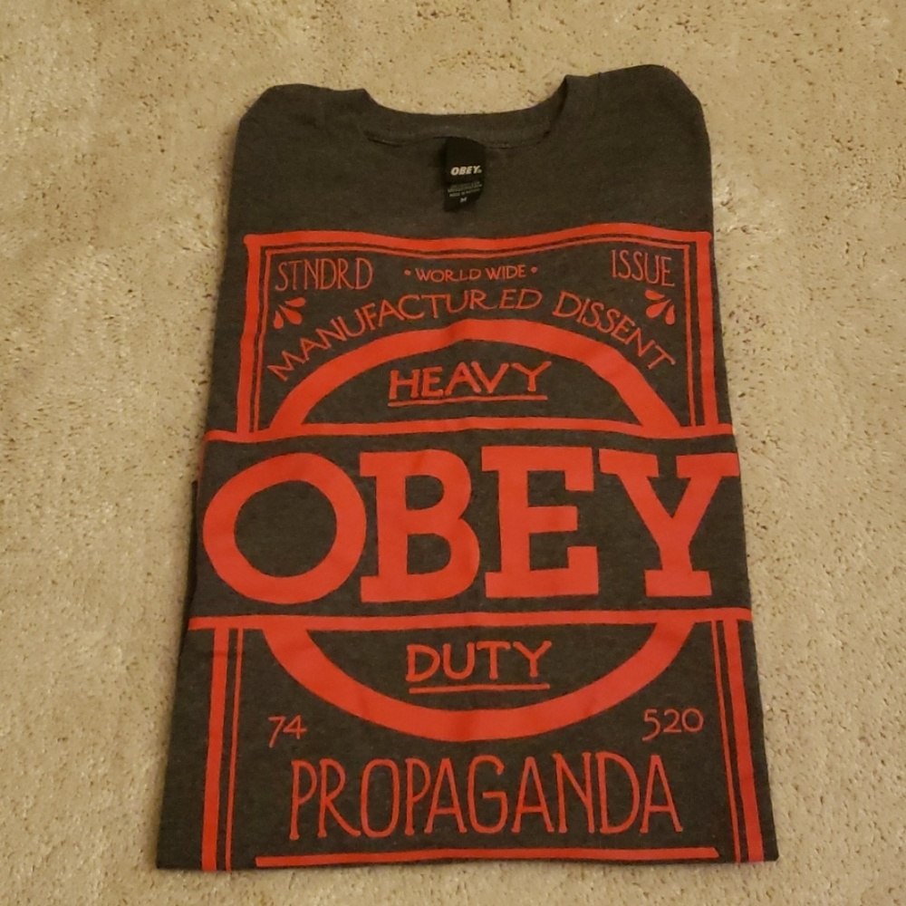 Obey T-shirt